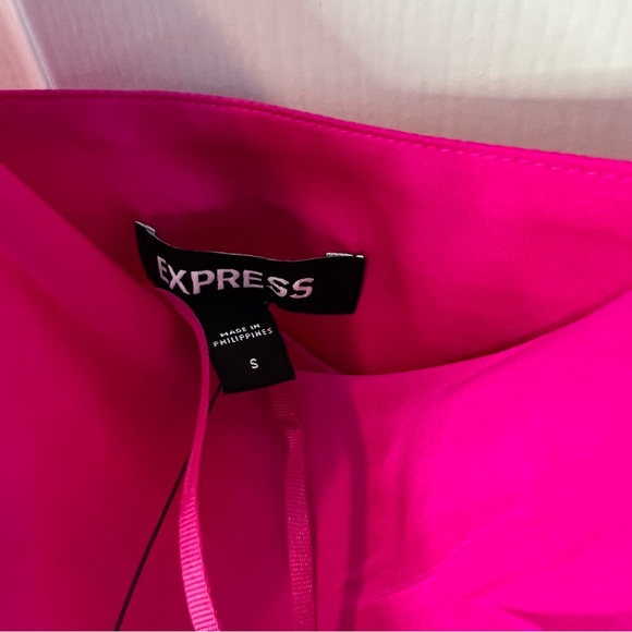 Express cowl neck pink maxi dress w/ slit and adjustable straps. SIZE small - Picture 3 of 7